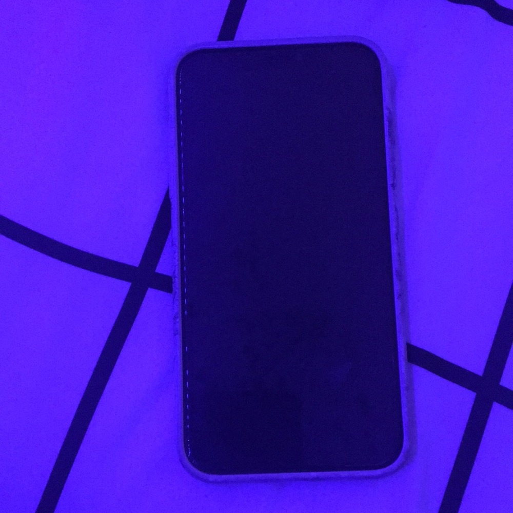 iPhone XR still works fine it has a little scratch by the flash